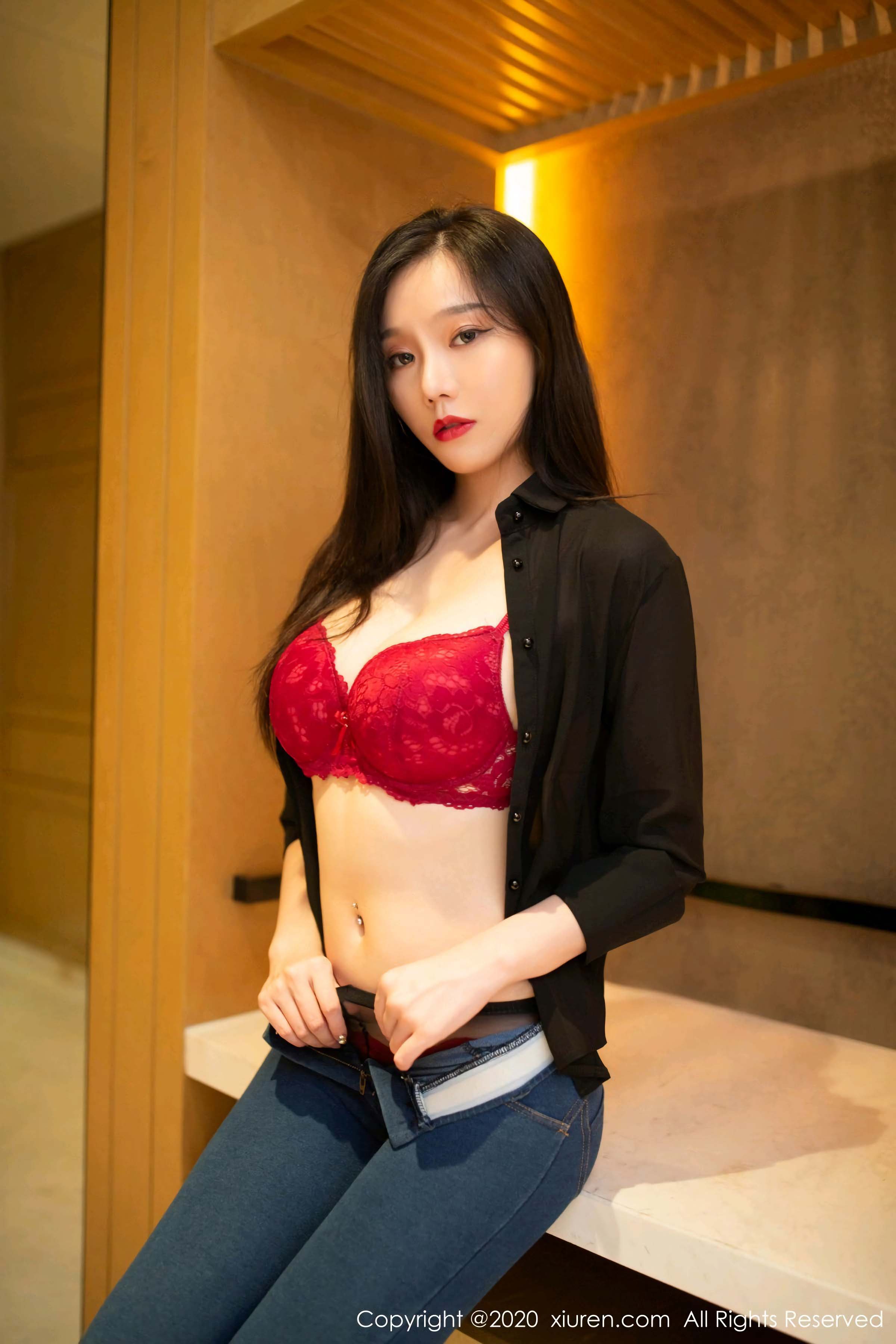 2020.09.08No.2540安然Maleah牛仔裤主题写真插图1